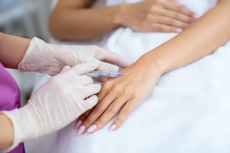 Fillers for Hands in Dubai – Restoring Youthful Radiance to Aging Hands