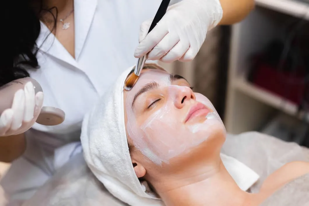 Ultimate Guide to Medi Facial in Dubai: Benefits & Treatments
