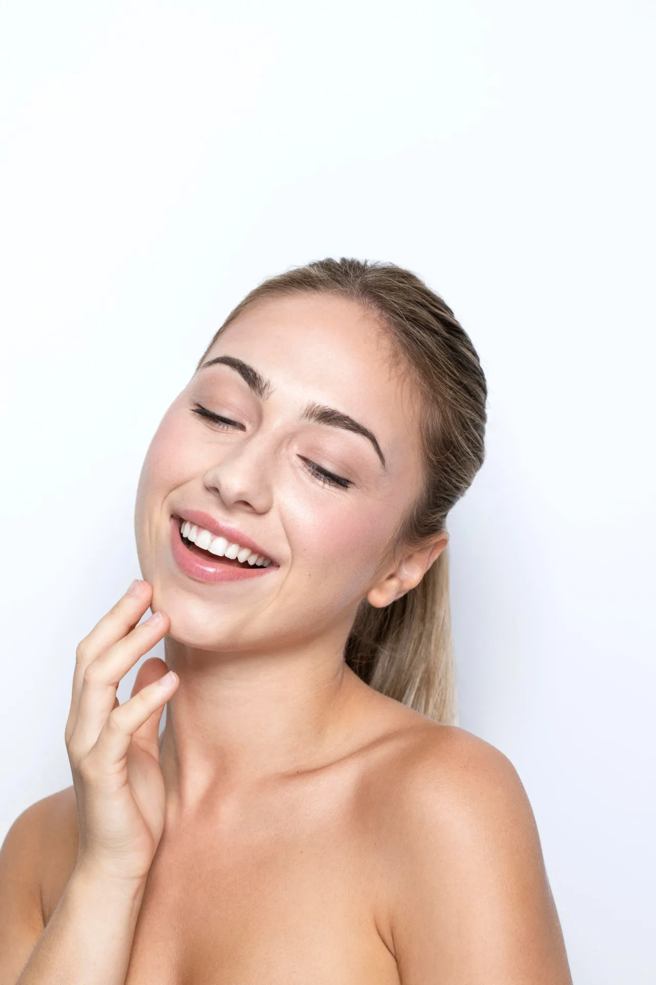 The Ultimate Guide to Achieving Radiant Skin: Tips from Top Dermatologists
