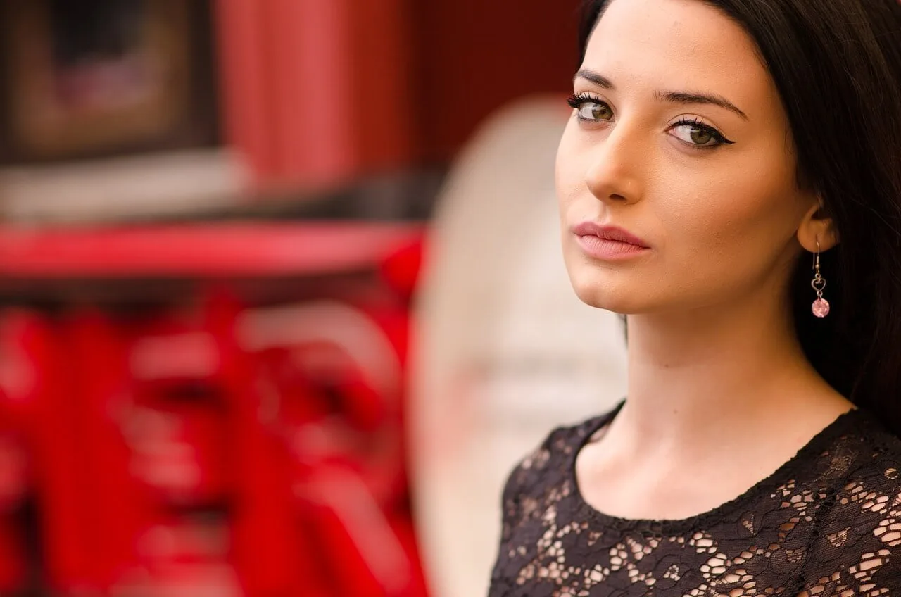 Nefertiti lift treatment : Benefits, Procedures and Results