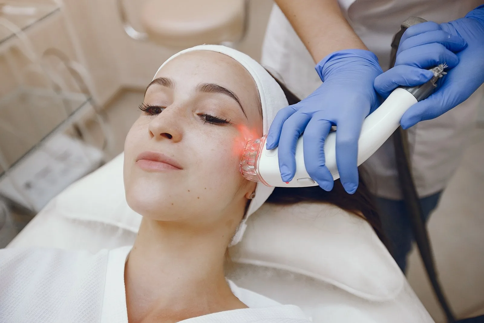 IPL Photofacial Treatment in Dubai